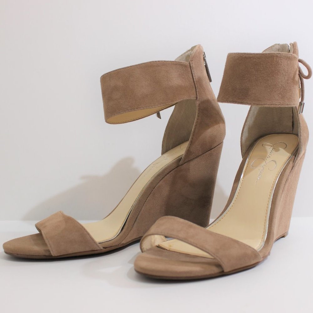 JESSICA SIMPSON Soft Suede Wedge Sandal Taupe Nude